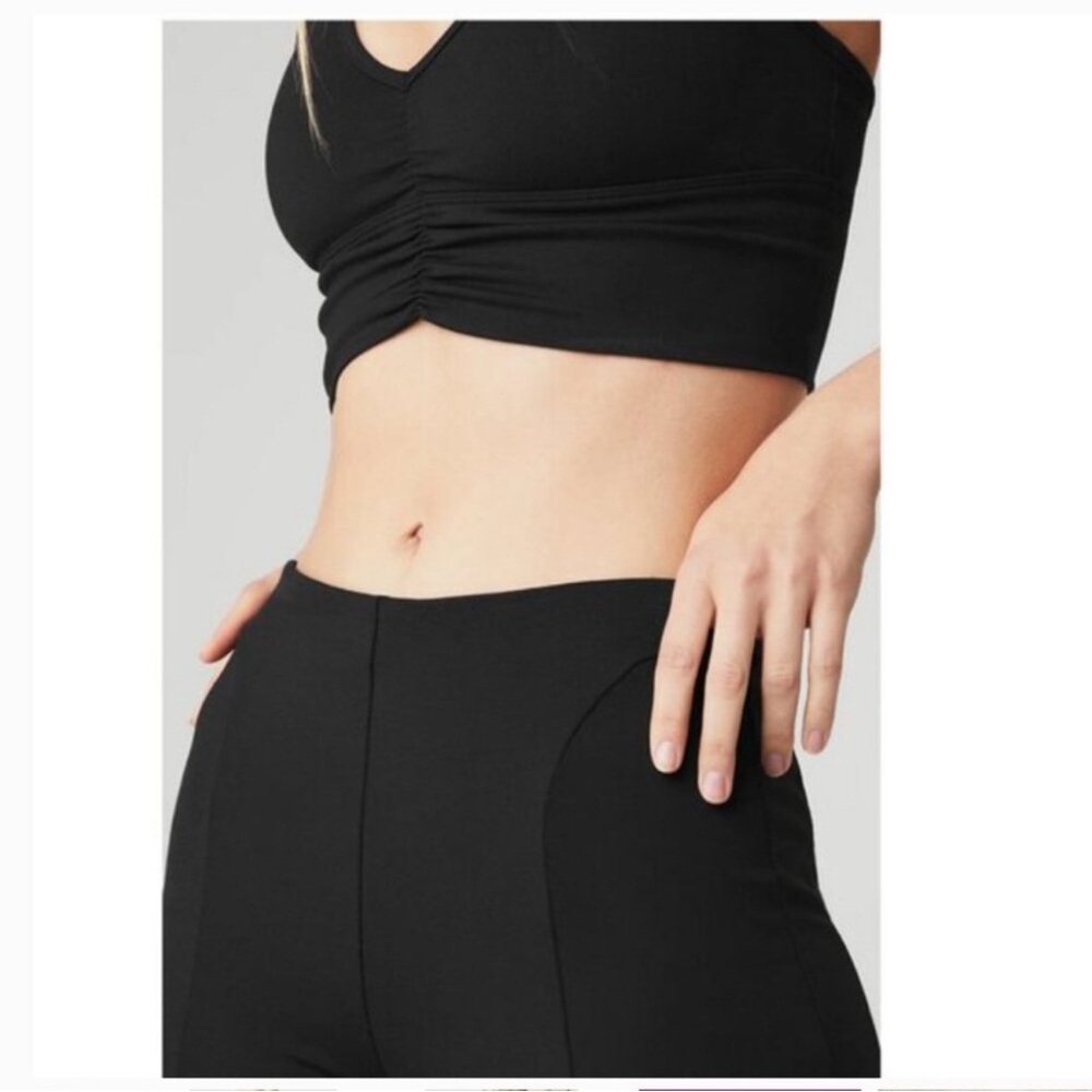 ALO High Waist Zip It Flair EUC Black - Picture 4 of 16